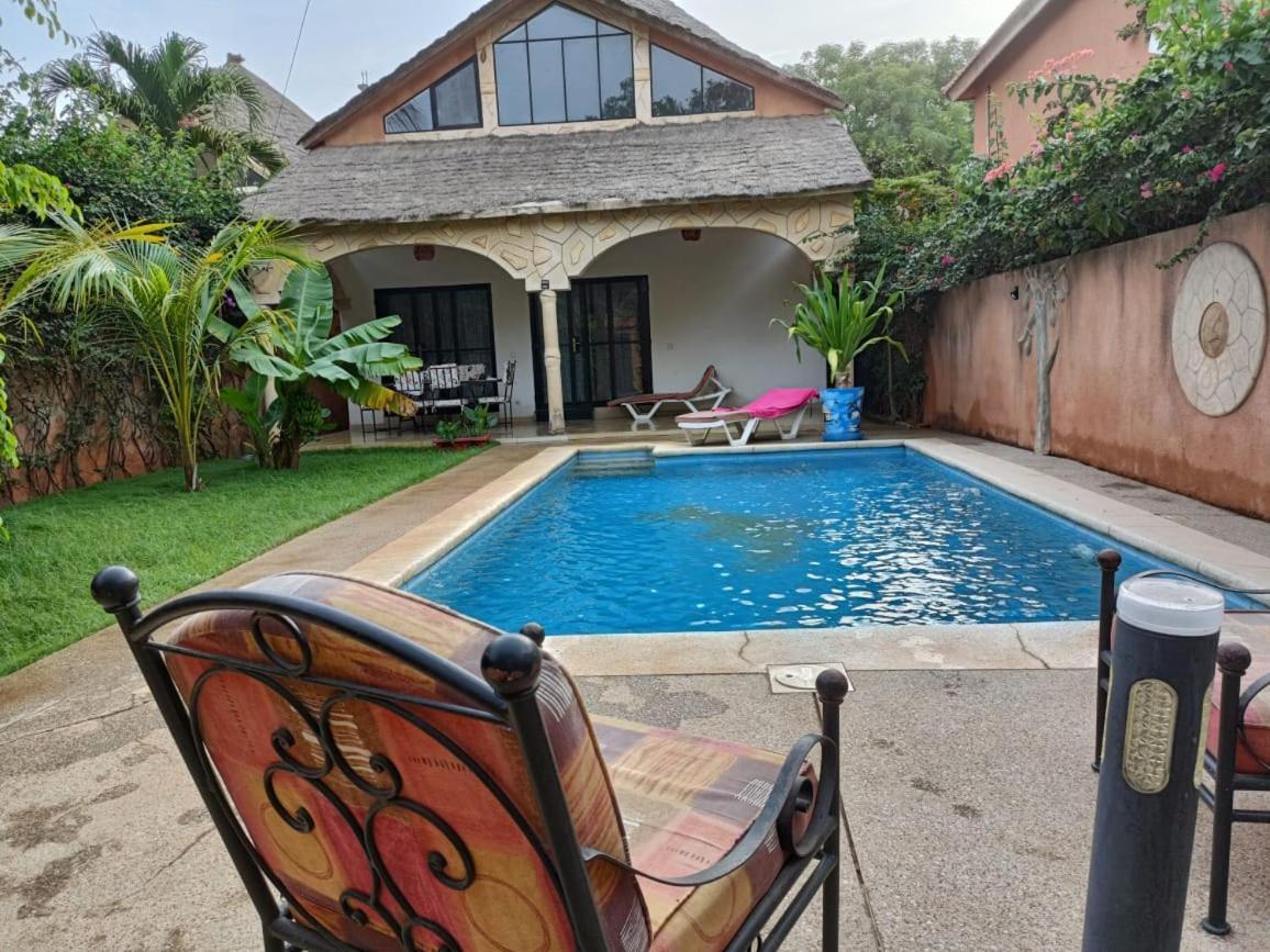 Villa Na Aldiana Saly Екстериор снимка