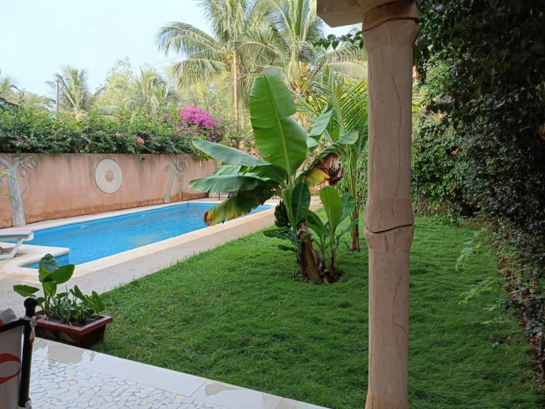 Villa Na Aldiana Saly Екстериор снимка